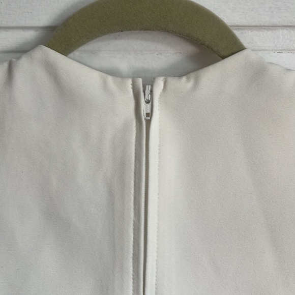 HALSTON Heritage Crepe Cut-out Back Sleeveless Maxi Dress - Picture 8 of 11